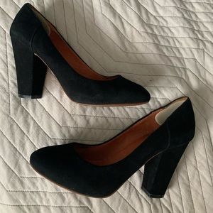 Madewell Frankie pump black suede
